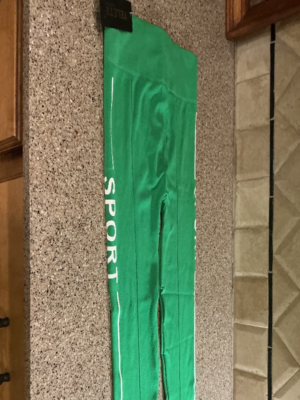 New front pleat Sport leggings